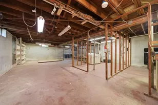 19 Carroll St, Nashua, NH 03063 - Photo 23