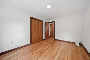 19 Carroll St, Nashua, NH 03063 - Photo 15