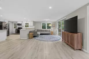 537 6th St, Dover, NH 03820 - Photo 5