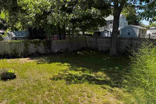 617 Colonial Dr, Portsmouth, NH 03801 - Photo 9