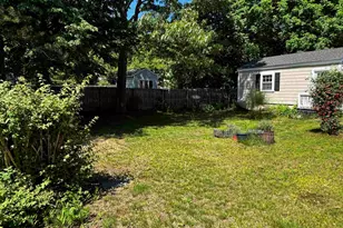 617 Colonial Dr, Portsmouth, NH 03801 - Photo 11