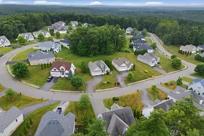 28 Saint Andrews Way, Londonderry, NH 03053 - Photo 45