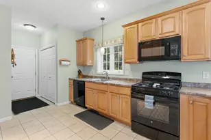 28 St Andrews Way, Londonderry, NH 03053 - Photo 7