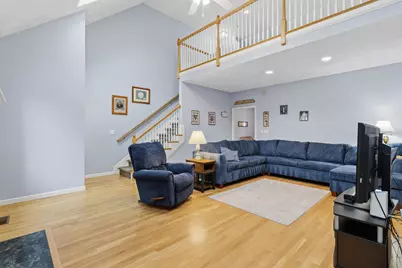 28 Saint Andrews Way, Londonderry, NH 03053 - Photo 3