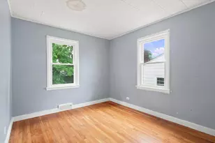 25 Kendall Ave, Manchester, NH 03103 - Photo 9