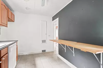 25 Kendall Avenue, Manchester, NH 03103 - Photo 15