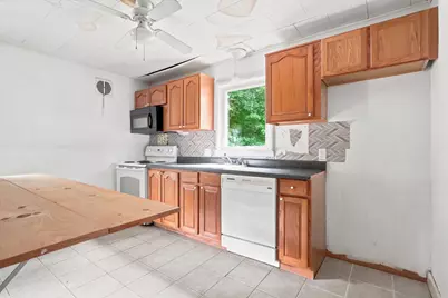 25 Kendall Avenue, Manchester, NH 03103 - Photo 11