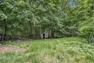 25 Kendall Ave, Manchester, NH 03103 - Photo 25
