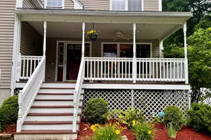 20 Lamprey Village Dr, Epping, NH 03042 - Photo 3