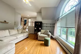 20 Lamprey Village Dr, Epping, NH 03042 - Photo 9
