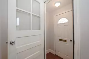 258 Belmont St, Manchester, NH 03103 - Photo 27