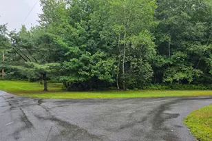 270 Lockes Hill Rd, Epsom, NH 03234 - Photo 11