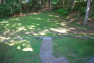 43 Camelot Dr, Bedford, NH 03110 - Photo 57