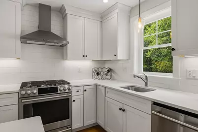 293 Peverly Hill Road #2, Portsmouth, NH 03801 - Photo 3