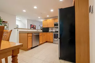 60 Mulberry St, Concord, NH 03301 - Photo 9