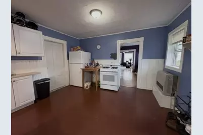421 Laurel Street, Manchester, NH 03103 - Photo 11