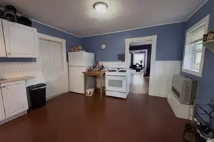 421 Laurel St, Manchester, NH 03103 - Photo 11