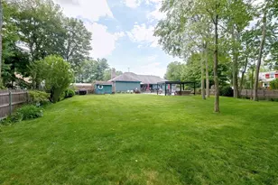 129 Sherburne St, Manchester, NH 03104 - Photo 35