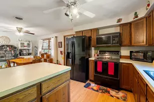 8 Cottage Ct, Farmington, NH 03835 - Photo 7