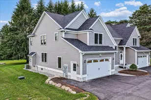 214 Pembroke St, Pembroke, NH 03275 - Photo 41