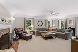 7 Premier Dr, Londonderry, NH 03053 - Photo 23