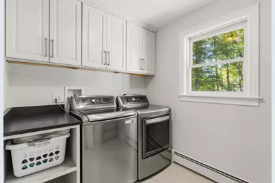 7 Premier Drive, Londonderry, NH 03053 - Photo 33