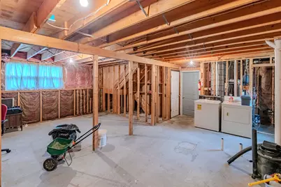201 Bank Street Extension, Lebanon, NH 03766 - Photo 25