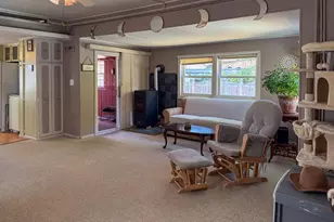 862 Mayhew Turnpike, Bridgewater, NH 03222 - Photo 3