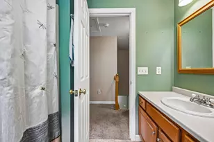 8 Hazelwood Dr, Salem, NH 03079 - Photo 25