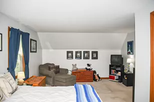 22 Edgewood St, Milford, NH 03055 - Photo 51