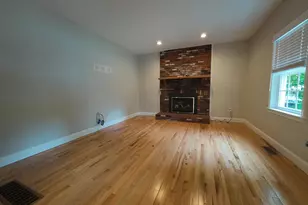 2 Farmington Rd, Nashua, NH 03060 - Photo 11