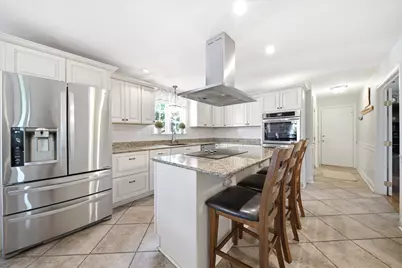 9 Tennyson Drive, Manchester, NH 03104 - Photo 11