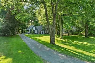 9 Meadowview Drive, Plaistow, NH 03865 - Photo 7