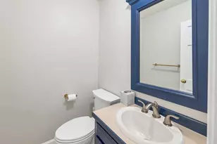 9 Meadowview Dr, Plaistow, NH 03865 - Photo 35
