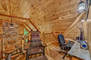 185 N Peak Dr, Easton, NH 03580 - Photo 33