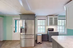 46 Concord St, Nashua, NH 03064 - Photo 9