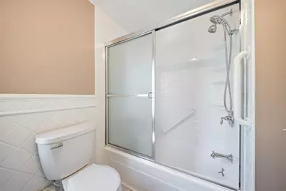 293 Boynton Street, Manchester, NH 03102 - Photo 11