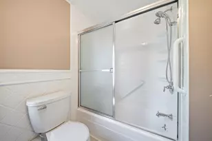 293 Boynton St, Manchester, NH 03102 - Photo 11