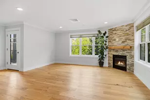 2075 Lafayette Rd, Portsmouth, NH 03801 - Photo 13
