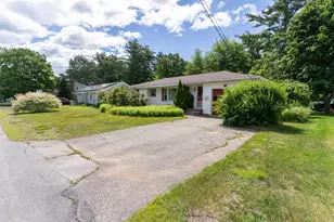 22 Drew Rd, Somersworth, NH 03878 - Photo 3