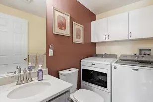 36 Wildwood St, Manchester, NH 03103 - Photo 23