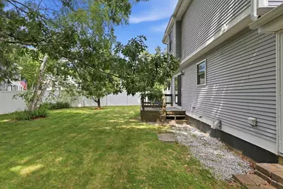 36 Wildwood Street, Manchester, NH 03103 - Photo 13