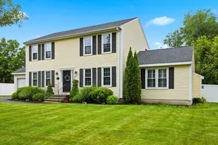 69 Mallard Point Rd, Merrimack, NH 03054 - Photo 1