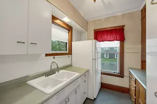 59 High St, Berlin, NH 03570 - Photo 7