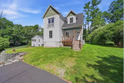 17 Trues Parkway, Sandown, NH 03873 - Photo 3