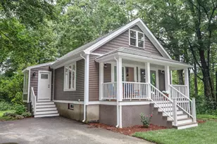 24 Mountain Rd, Raymond, NH 03077 - Photo 1