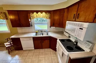 59 Pinedale St, Manchester, NH 03102 - Photo 15