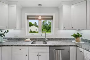69 Shawmut St, Concord, NH 03301 - Photo 5