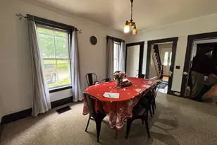164 Pleasant St, Claremont, NH 03743 - Photo 9
