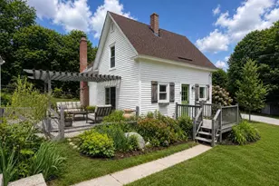 11 Robbins Rd, Fitzwilliam, NH 03447 - Photo 3